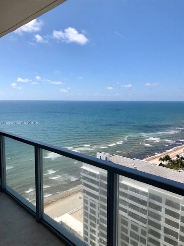 Photo - 3101 S OCEAN DR #UNIT 2406 HOLLYWOOD, FL 33019
