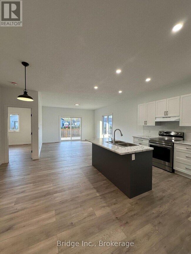 Photo du bâtiment - 17 Dayton Ct