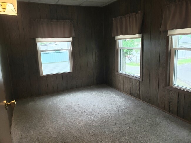 Building Photo - 8200 Brooks Miller Rd