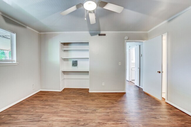 Foto del edificio - Renovated ALL BILLS PAID 1 bedroom in desi...