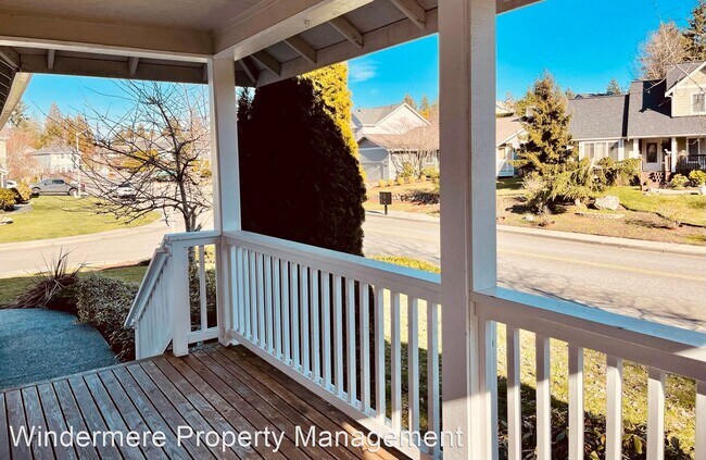 Foto del edificio - 3 br, 2.5 bath House - 1268 NE Cameo Ct
