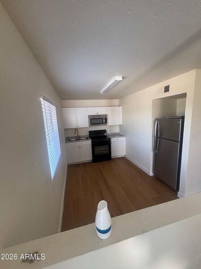 Building Photo - 7160 N 53rd Ave