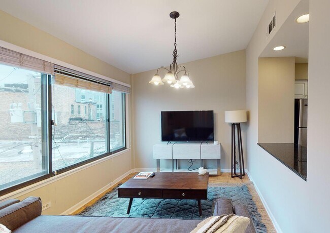 Foto del edificio - 4008 N Clarendon Ave