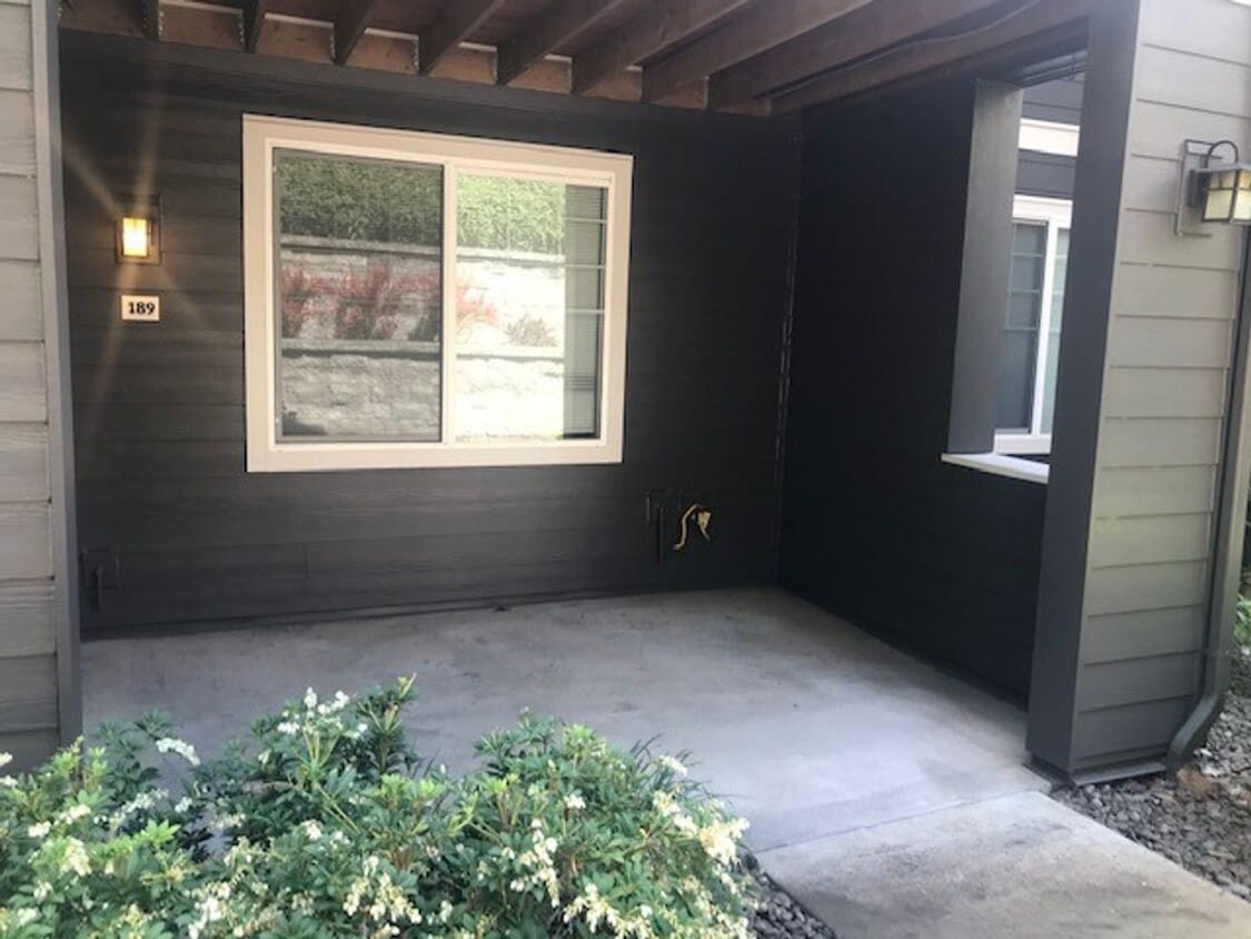 GROUND LEVEL 1 BR, 1 BA WHEEL CHAIR ACCESSIBLE UNIT! - GROUND LEVEL 1 BR, 1 BA WHEEL CHAIR ACCESSIBLE UNIT!