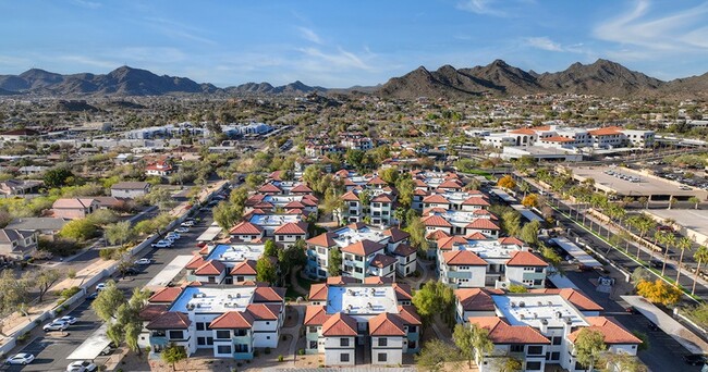 Foto del edificio - Bella Vista Apartment Homes