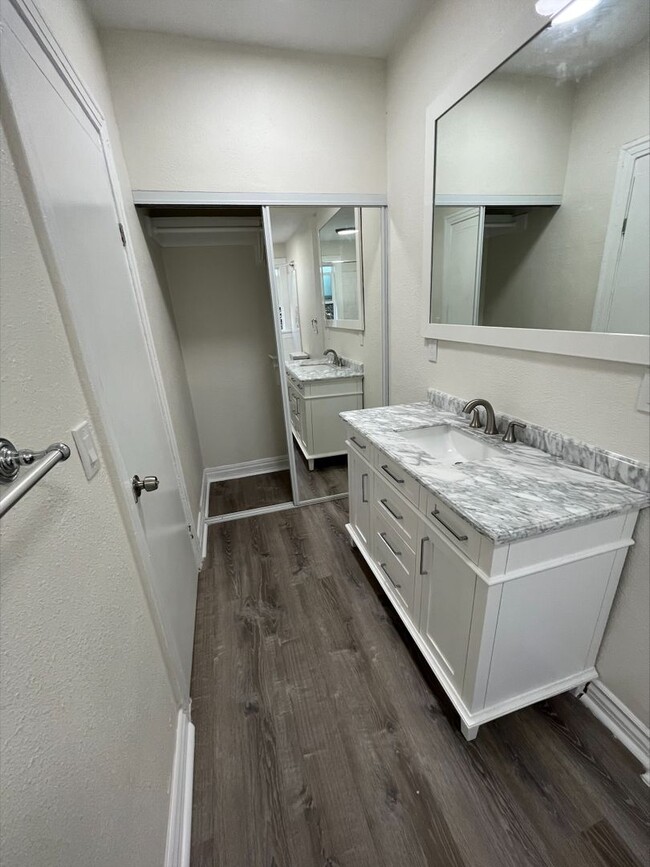 Foto del interior - Flint 301 S Kenmore LLC