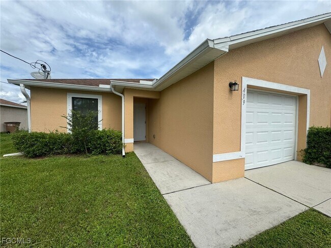 Foto del edificio - 409 Nicholas Pkwy W