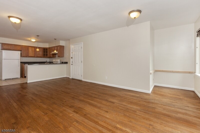 Primary Photo - 110 Prospect St