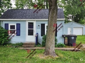 Building Photo - 3414 Frisse Ave