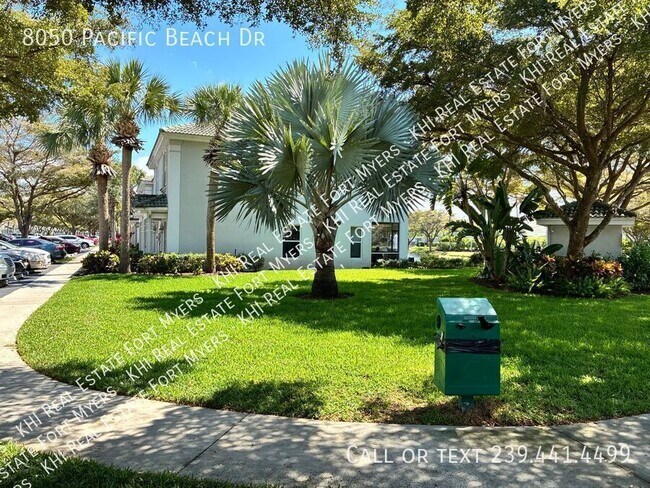 Building Photo - 8050 Pacific Beach Dr