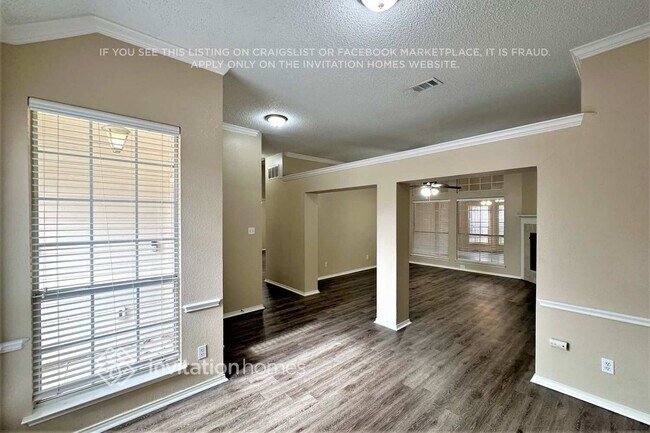 Foto del edificio - 1501 Hunter Ct