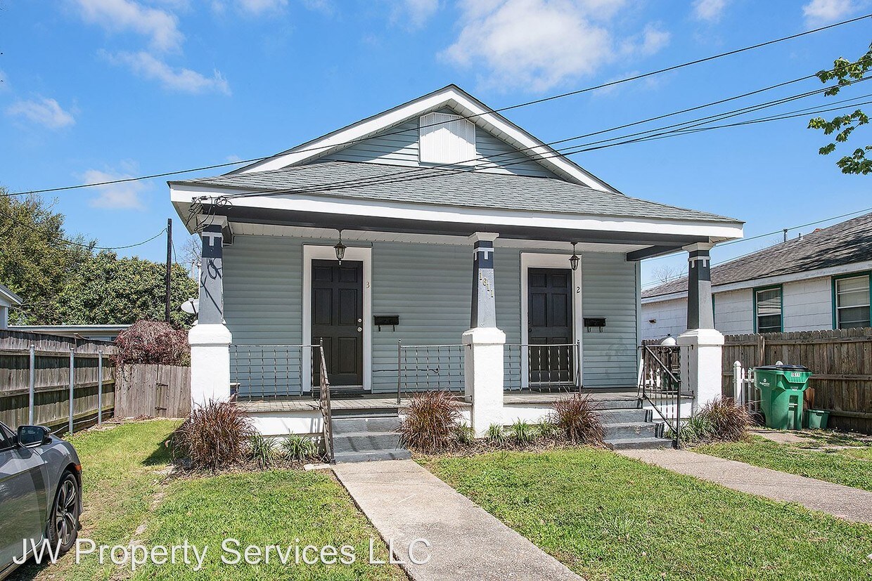 Primary Photo - 1611 Hesiod St