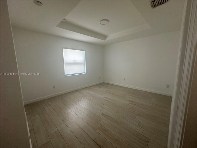 Building Photo - 15170 SW 119th Way