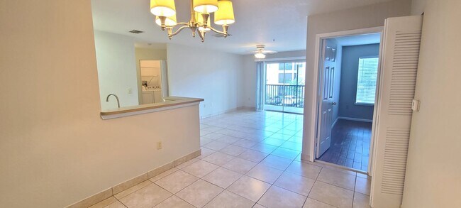 Foto del edificio - 940 Village Trail