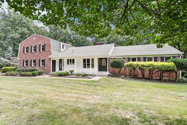 Building Photo - 1674 High Point Ln