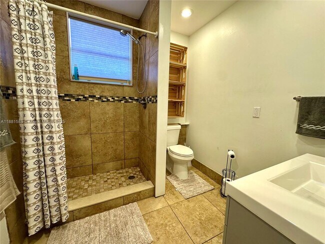 Foto del edificio - 411 SW 19th St