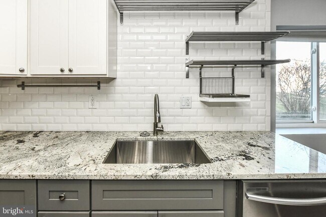 Foto del edificio - 3408 25th St S