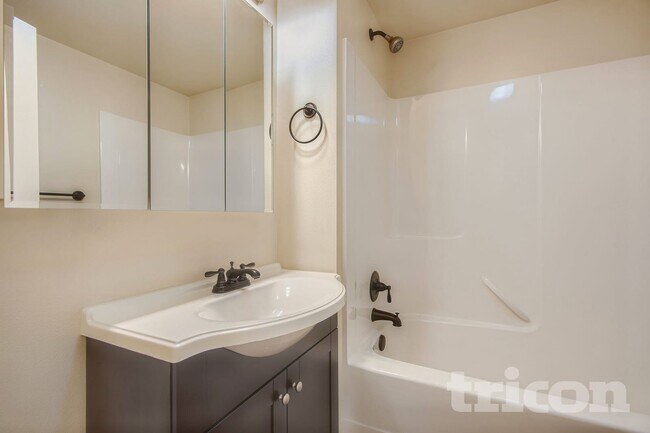 Foto del edificio - 9022 Lorraine Ave S