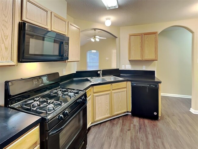 Foto del edificio - 17234 Valemist Ct