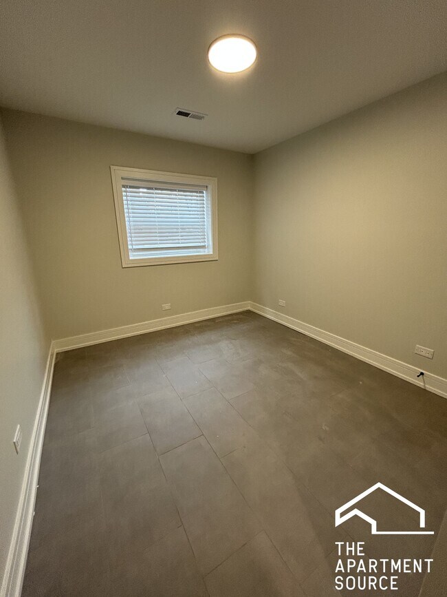 Foto del edificio - 858 N Paulina St