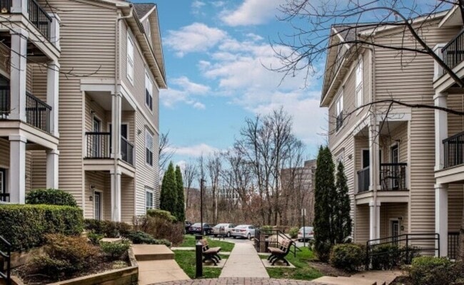 Building Photo - 11399 Aristotle Dr