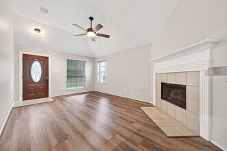 Building Photo - 18499 Sunrise Pines Dr