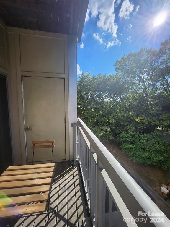 Building Photo - 630 Calvert St