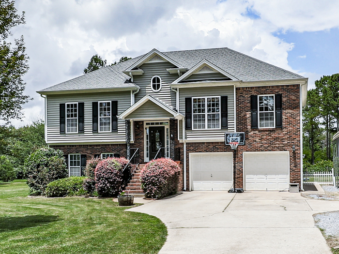 Primary Photo - Lease with Right to Purchse