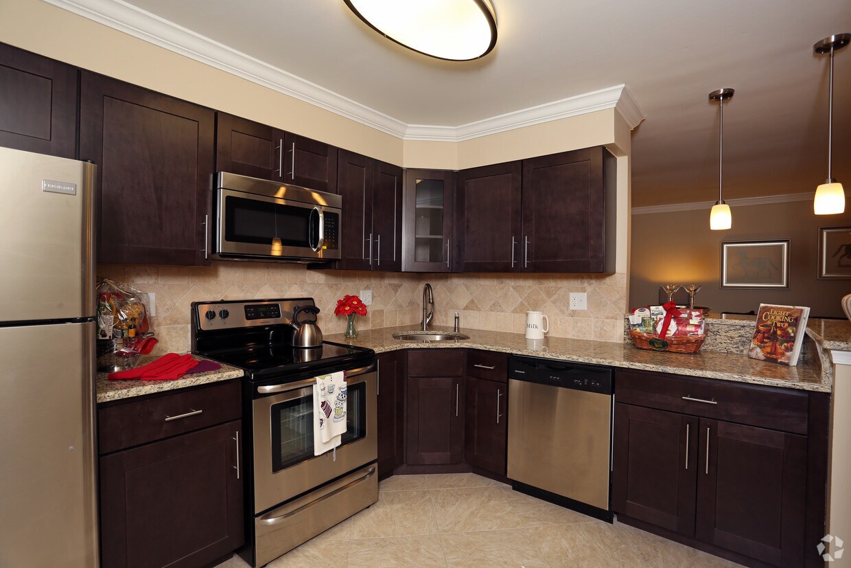 Meadowbrook Apartments Rentals Huntingdon Valley, PA