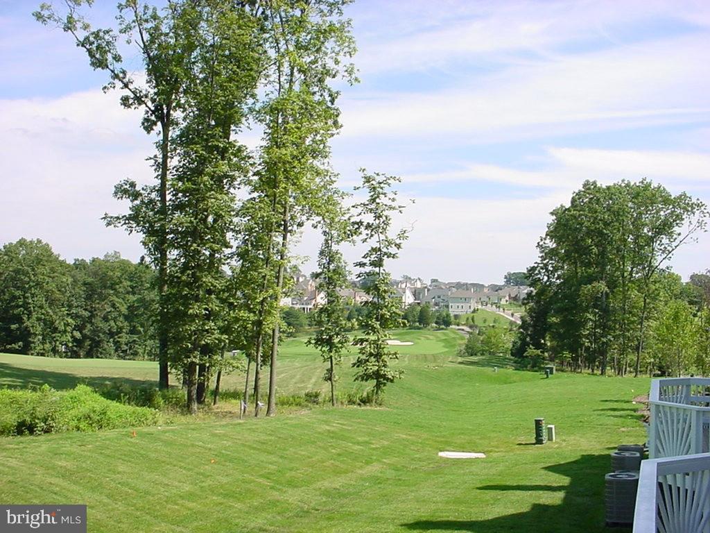 Foto del edificio - 43256 Baltusrol Terrace