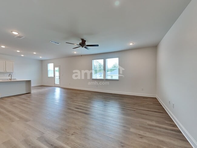 Building Photo - 1594 Soapstone Rd