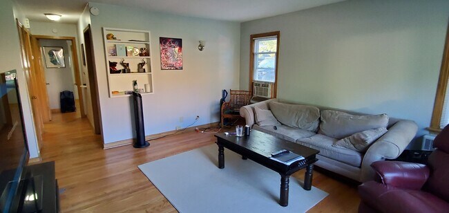 Foto del edificio - 2311 N 80th St