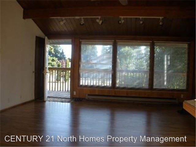 Building Photo - 3 br, 2.5 bath House - 3717 Lincoln Way #A