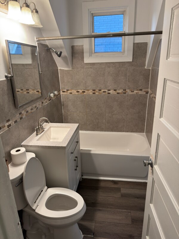 Foto del edificio - 2224 N Kenneth Ave