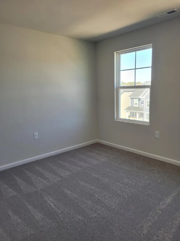 Foto del edificio - 1950 Rosedale Rdg Ave