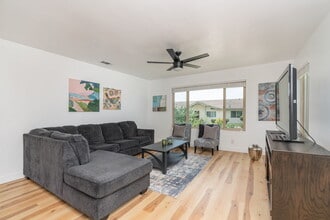 Building Photo - 1025 Plover Way
