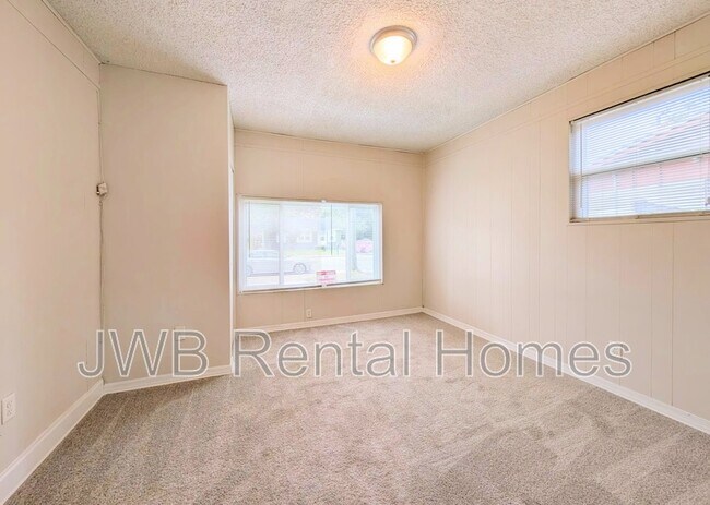 Foto del edificio - 3117 W 5th St
