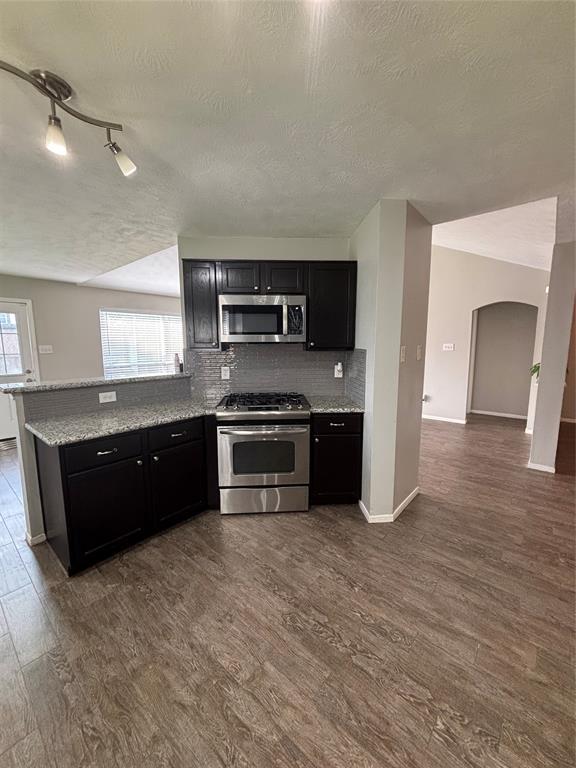Foto del edificio - 1702 Oak Ridge Dr