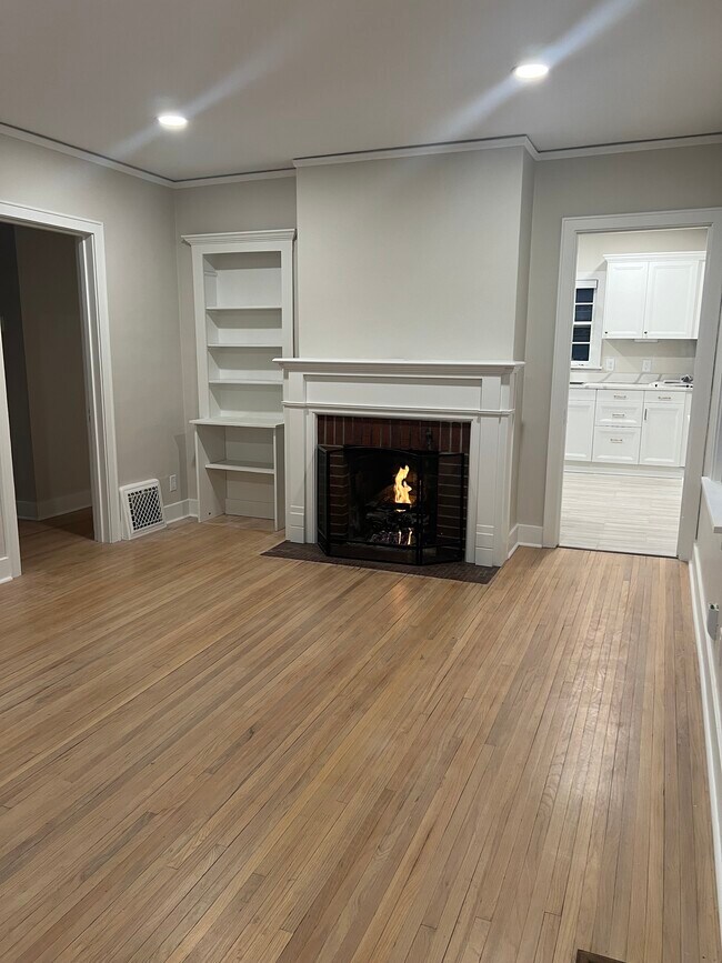 Foto del edificio - 613 E 20th St