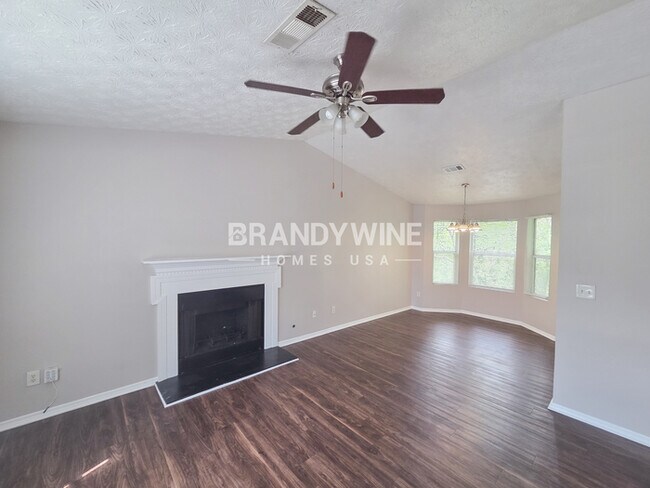 Building Photo - 2600 Clifton Downs Trail
