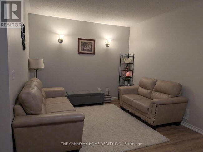 Photo du bâtiment - 2270 Britannia Rd W