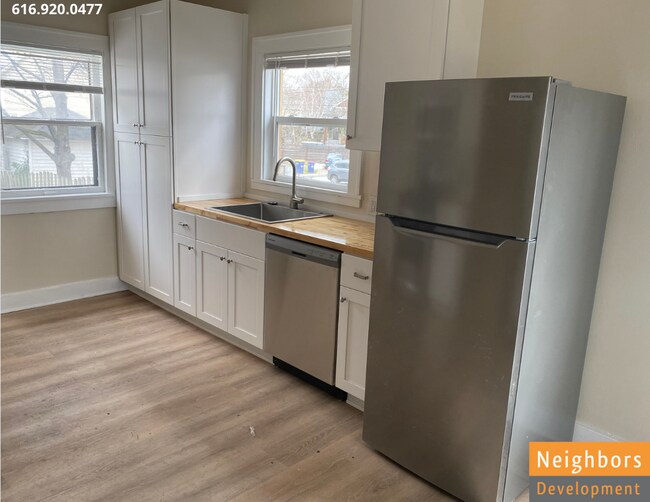 Foto del edificio - 1139 Walker Ave NW