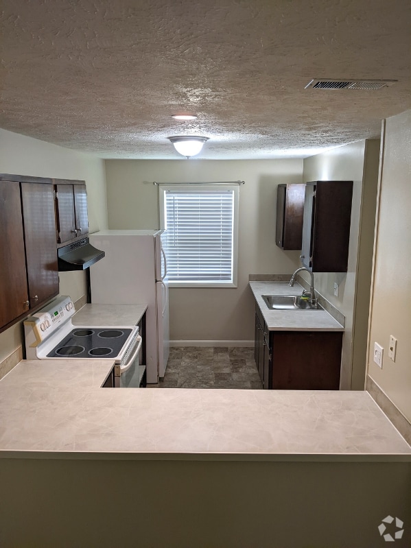 Building Photo - 5843 Aftonshire Dr