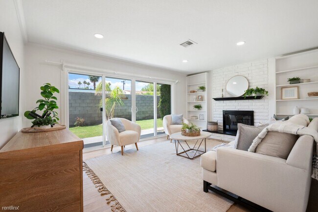 Building Photo - 4 br, 2 bath House - 74613 Peppertree Drive