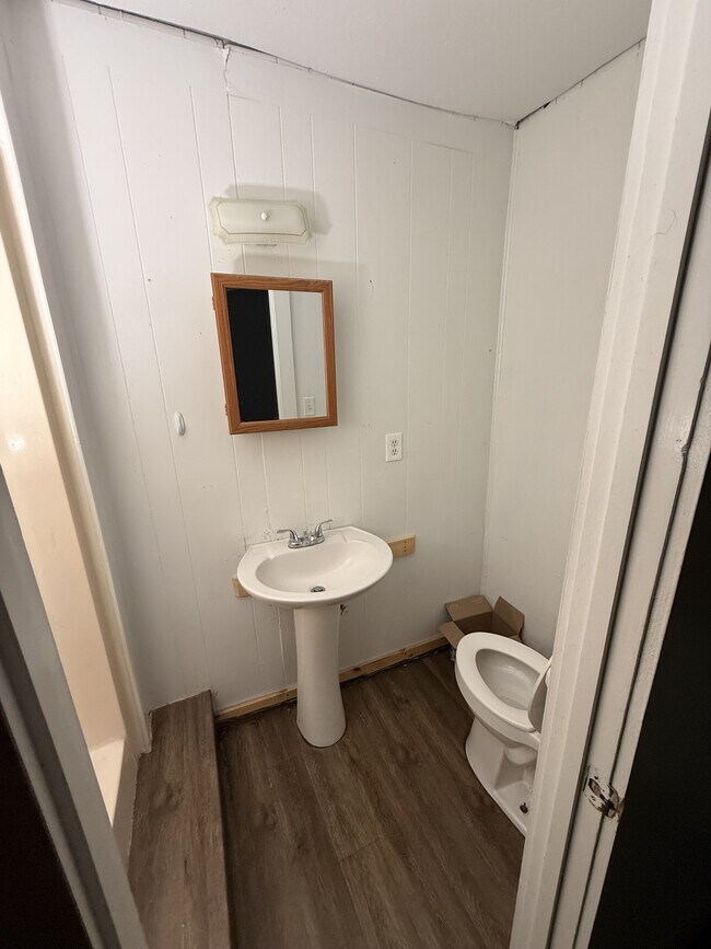 Foto del edificio - 204 S Birch St