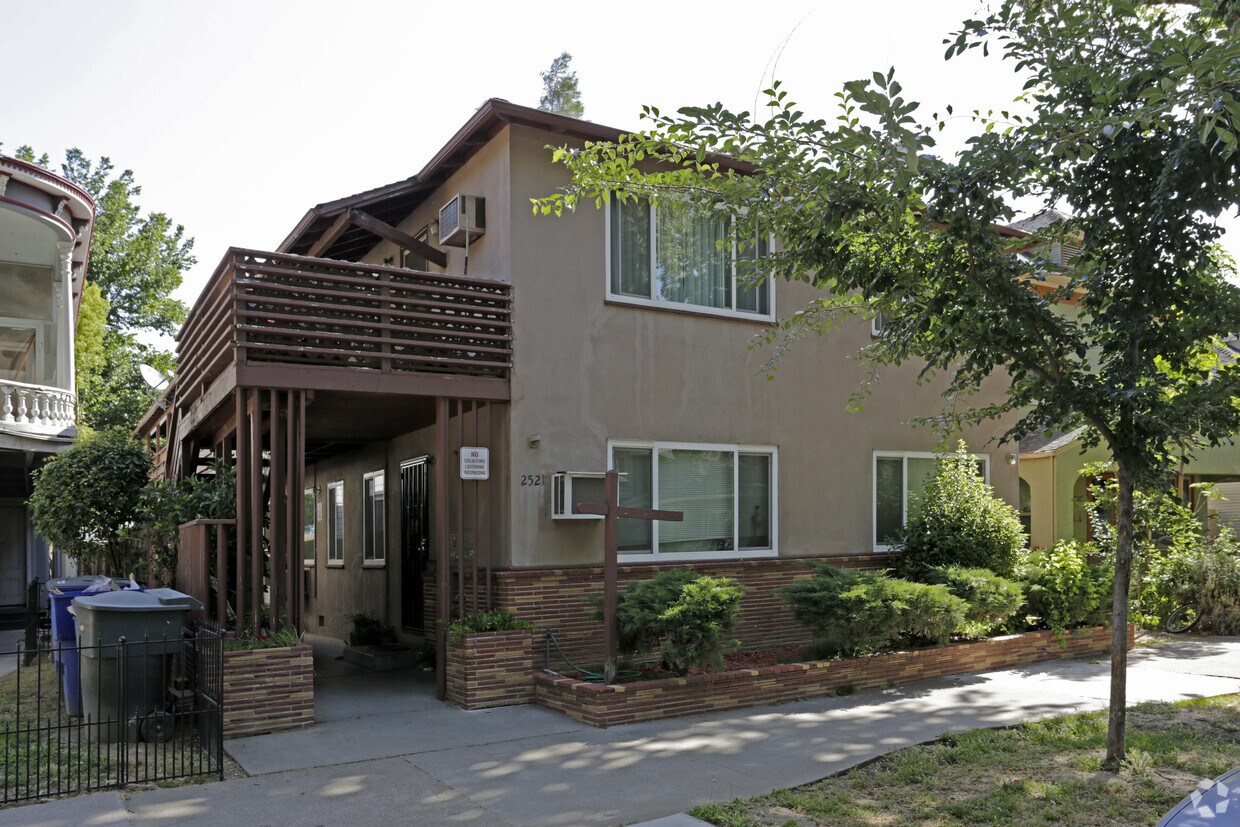 Primary Photo - 2521 O St