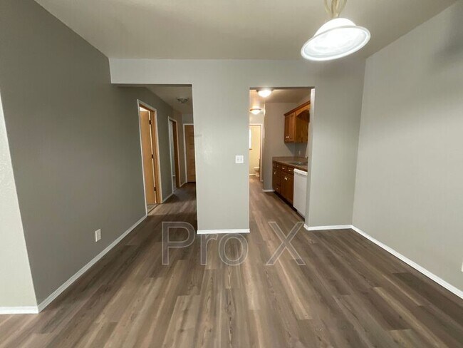 Building Photo - 4575 E Zora St