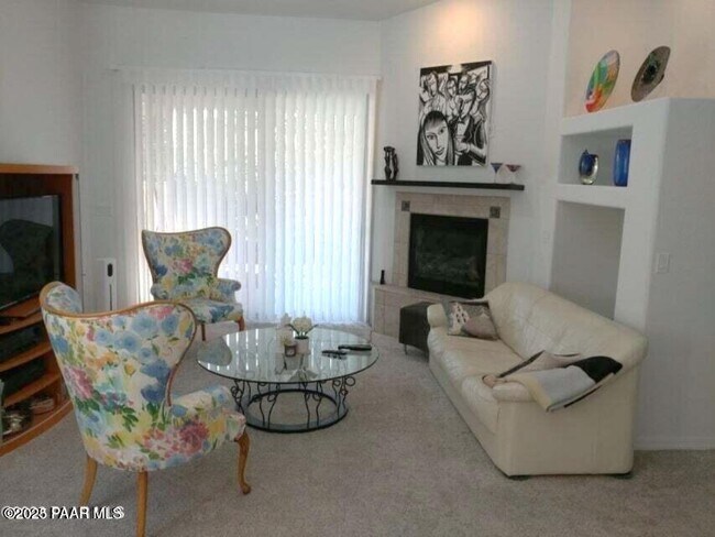 Foto del edificio - 413 Tangerine Ave