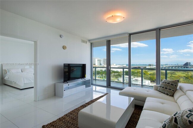 Foto del edificio - 888 Biscayne Blvd