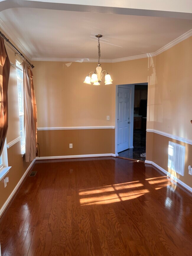 Building Photo - 4700 Porchaven Ln